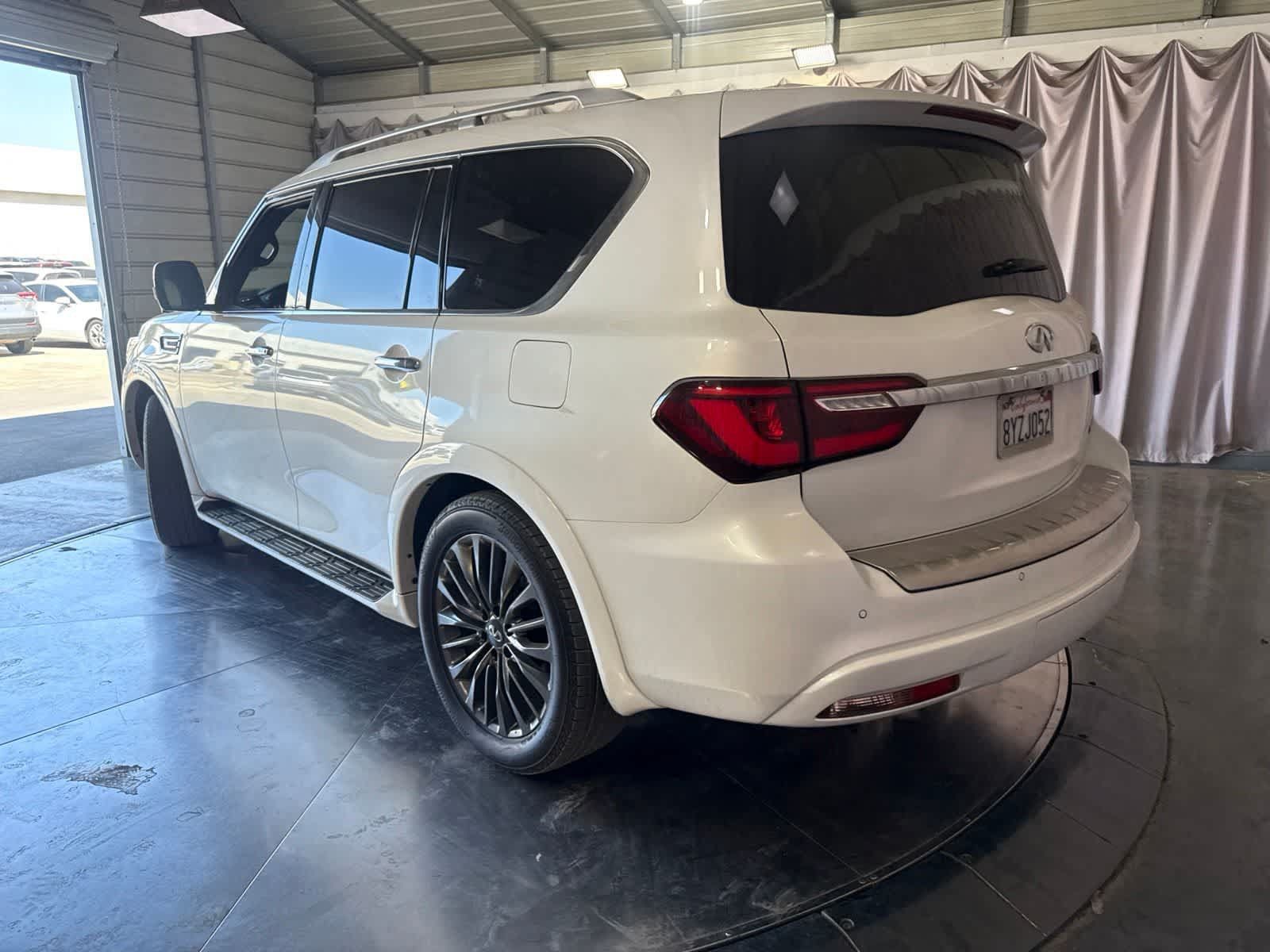 Used 2022 INFINITI QX80 Sensory w/ Cargo Package RWD image 7