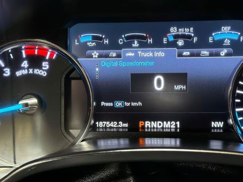 Used 2019 Ford F250 Lariat w/ Lariat Ultimate Package AWD/4WD image 23