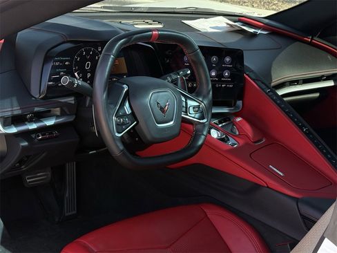 Certified 2022 Chevrolet Corvette Stingray Preferred Cpe w/ Z51 Performance Package image 9