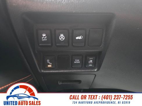 Used 2019 Nissan Pathfinder SL image 20