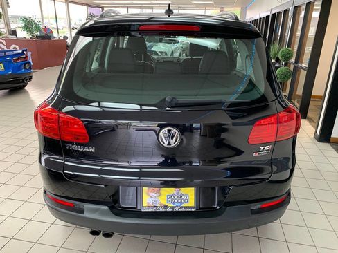 Used 2017 Volkswagen Tiguan S AWD/4WD image 7