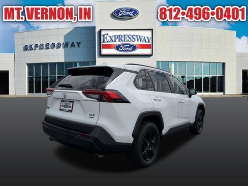 Used 2022 Toyota RAV4 XLE w/ Convenience Package AWD/4WD image 6