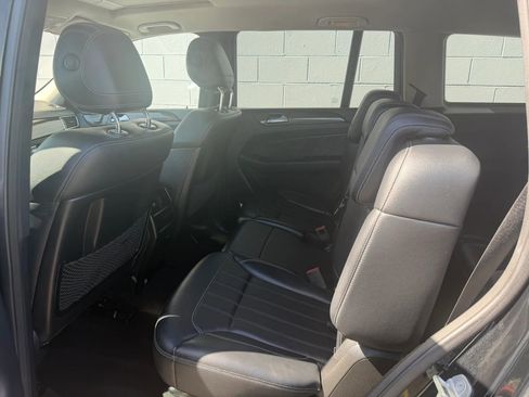 Used 2015 Mercedes-Benz GL 320 BlueTEC 4MATIC image 19