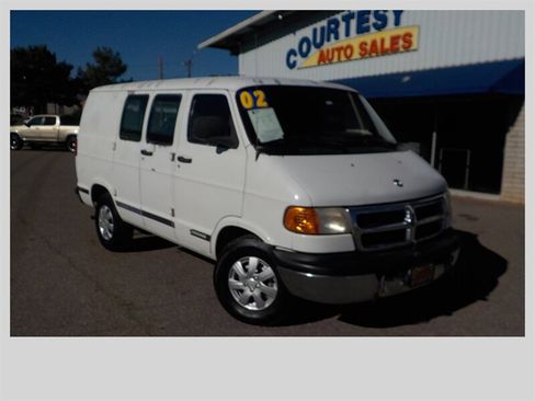 Used 2002 Dodge B1500 image 13
