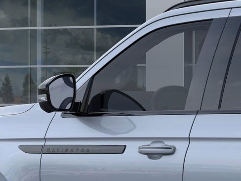 New 2026 Lincoln Navigator Reserve w/ Jet Appearance Package image 20