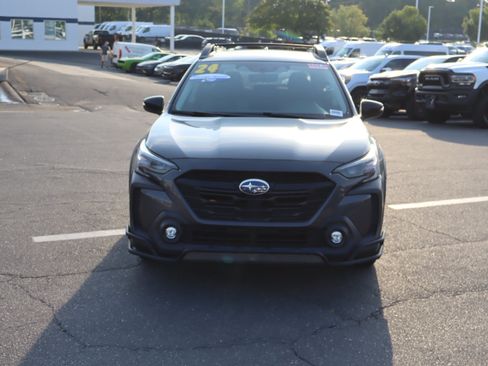 Used 2024 Subaru Outback Onyx Edition XT w/ Tech Package 2 AWD/4WD image 3