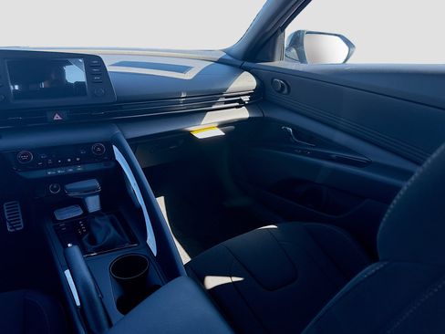 New 2026 Hyundai Elantra Sport FWD image 16