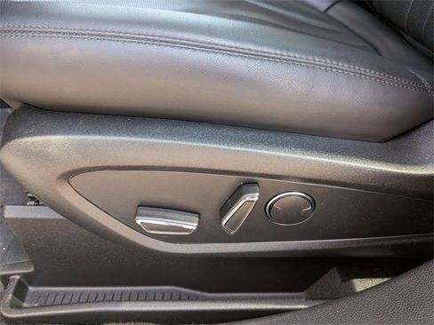 Used 2022 Lincoln Nautilus Reserve image 14