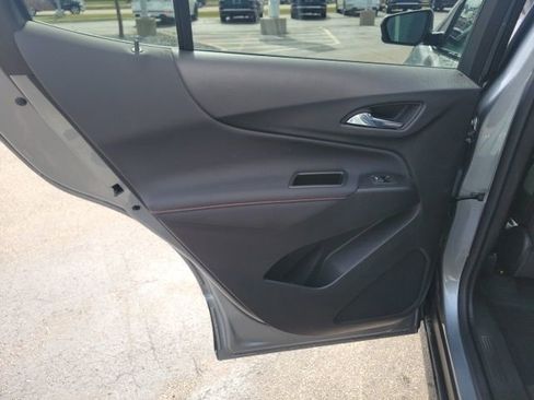 Used 2024 Chevrolet Equinox RS image 15