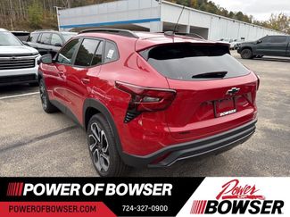 New 2026 Chevrolet Trax RS w/ Sunroof Package video 3