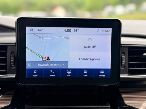 Used 2023 Ford Explorer Limited w/ Equipment Group 301A AWD/4WD image 28