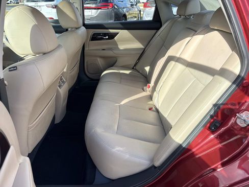 Used 2015 Nissan Altima 2.5 SL w/ Technology Package image 28