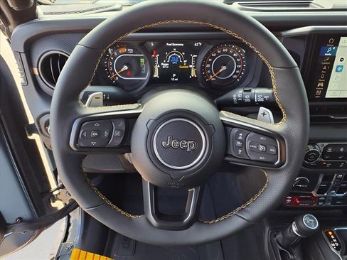 New 2025 Jeep Wrangler Unlimited Rubicon 392 image 5