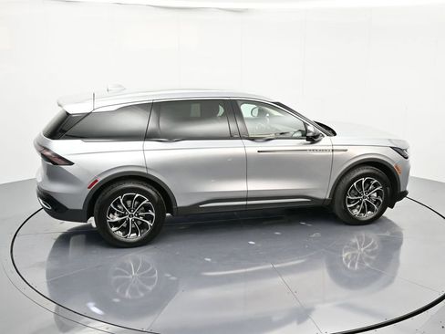 New 2026 Lincoln Nautilus Premier image 45