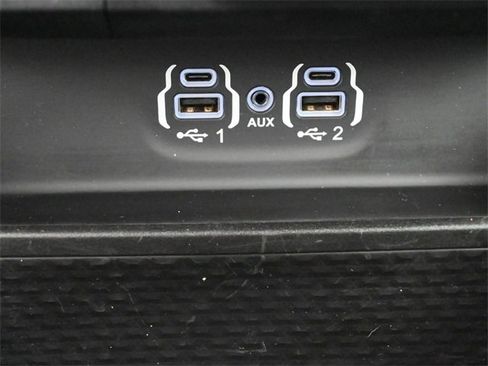 Used 2022 RAM 1500 Laramie image 6