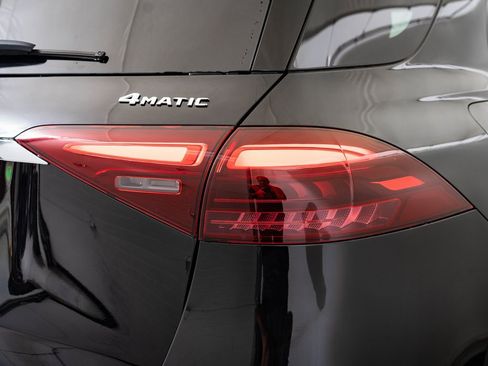 New 2026 Mercedes-Benz GLE 350 4MATIC image 9