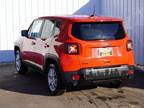 Used 2023 Jeep Renegade Latitude image 4