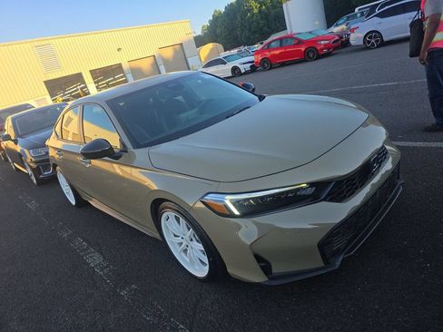 Used 2025 Honda Civic Sport image 3