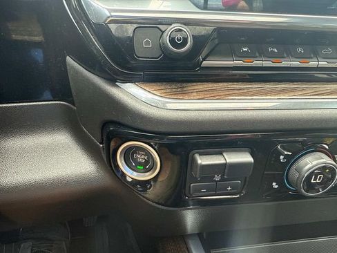 Used 2024 Chevrolet Silverado 1500 LT Trail Boss w/ LT Trail Boss Premium Package image 30