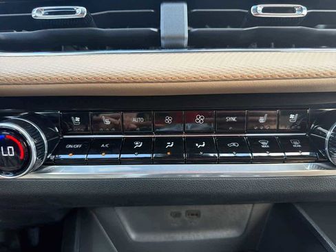 New 2026 Chevrolet Equinox ACTIV w/ Convenience Package III image 25