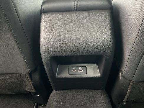 Used 2025 Nissan Altima 2.5 SV FWD image 10