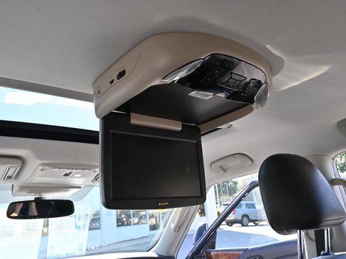 Used 2019 INFINITI QX80 Luxe w/ Proassist Package image 40