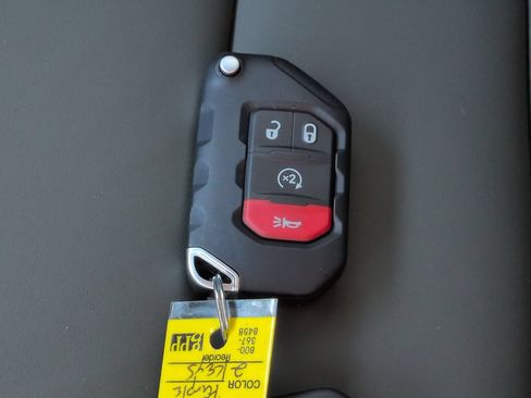 Used 2026 Jeep Gladiator Mojave AWD/4WD image 29