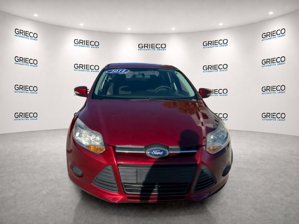 Used 2013 Ford Focus SE FWD image 2