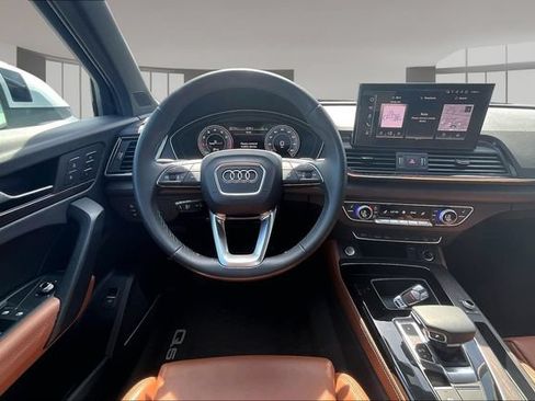 Used 2023 Audi Q5 2.0T Premium Plus w/ Premium Plus Package AWD/4WD image 8
