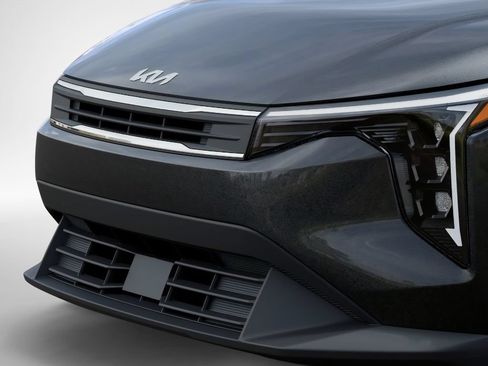 New 2026 Kia K4 FWD image 12