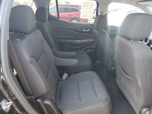 Certified 2023 GMC Acadia SLE w/ Driver Convenience Package FWD image 25