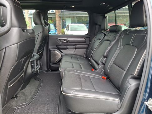 Used 2024 RAM 1500 Limited AWD/4WD image 10
