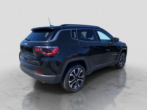 Certified 2022 Jeep Compass Limited AWD/4WD image 7