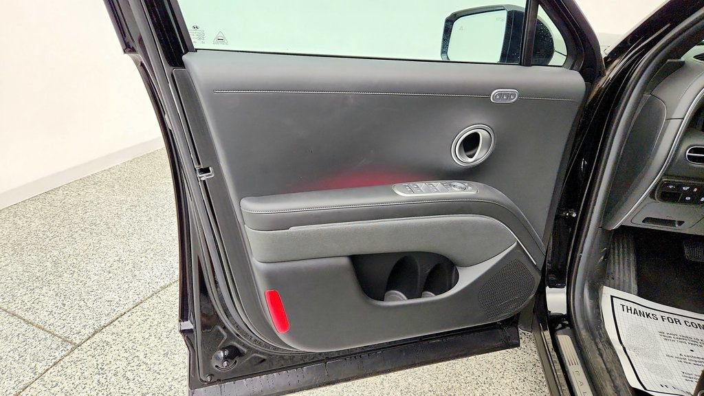 Used 2026 Hyundai Palisade Calligraphy FWD image 11
