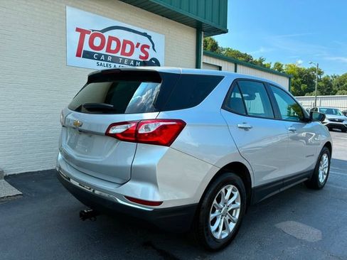 Used 2018 Chevrolet Equinox LS FWD image 5