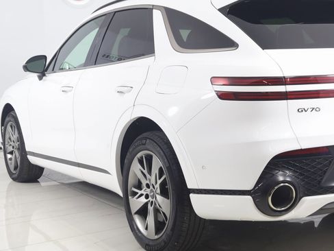 Used 2022 Genesis GV70 3.5T Sport w/ Sport Advanced Package image 27