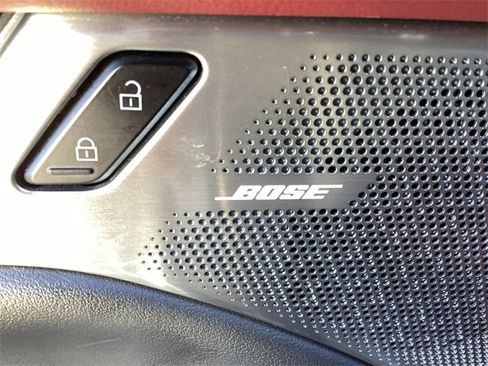 Used 2020 MAZDA MAZDA3 Premium image 29