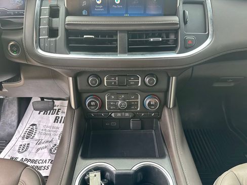 Used 2022 Chevrolet Tahoe LT image 16