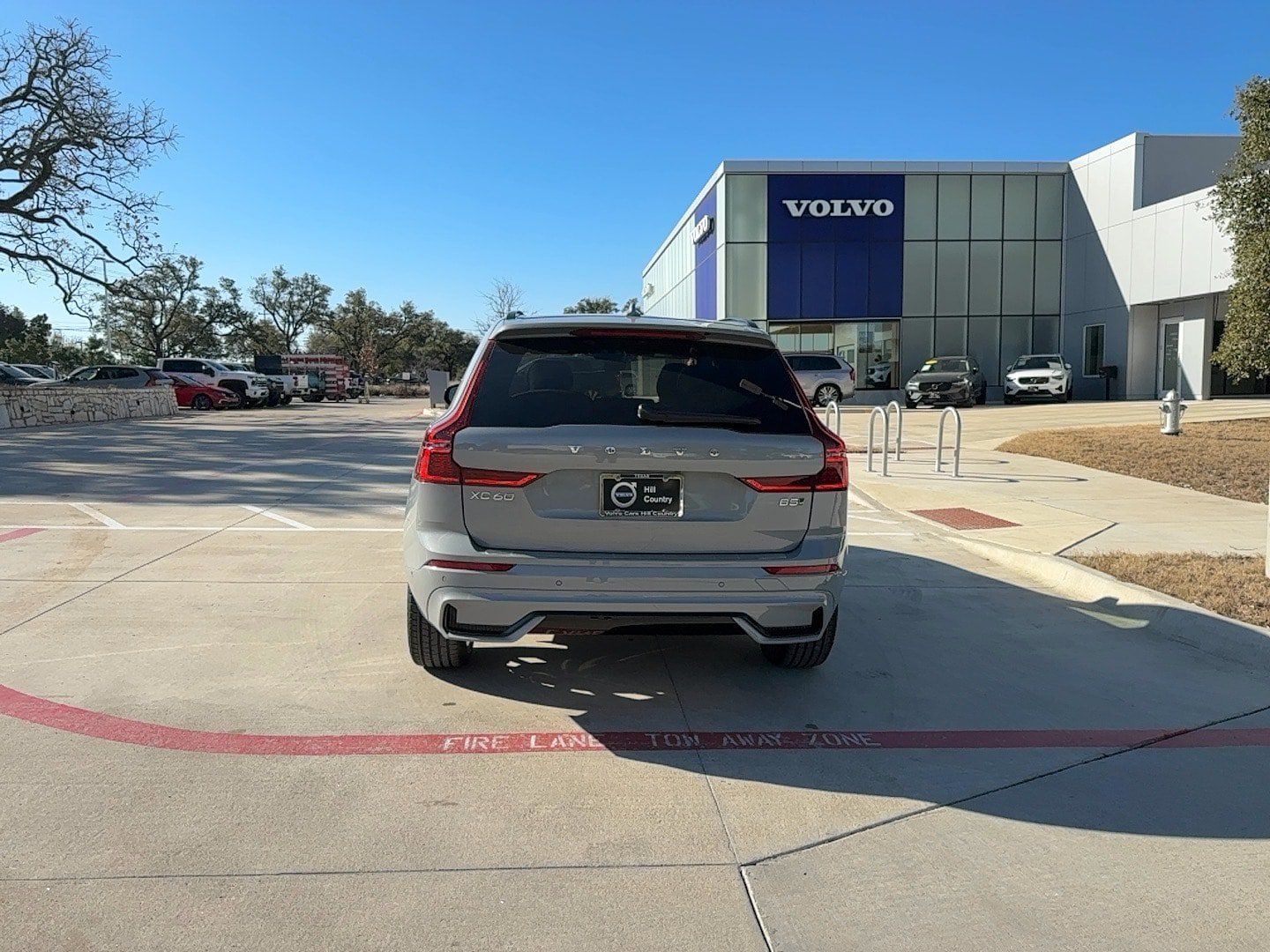 New 2026 Volvo XC60 B5 Plus w/ Protection Package Premier AWD/4WD image 5