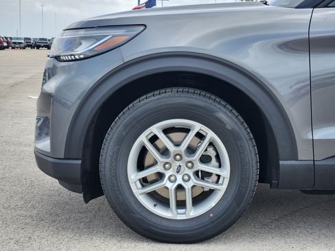 New 2026 Ford Explorer Active w/ Active Comfort Package RWD image 7