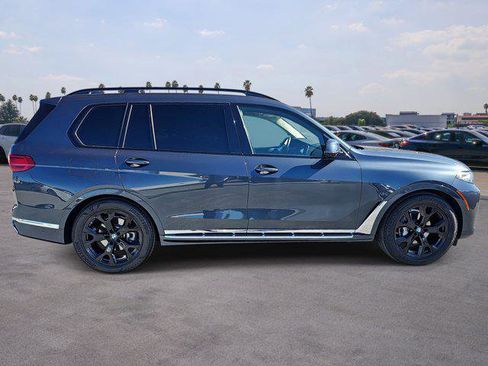 Certified 2022 BMW X7 xDrive40i w/ Premium Package image 4