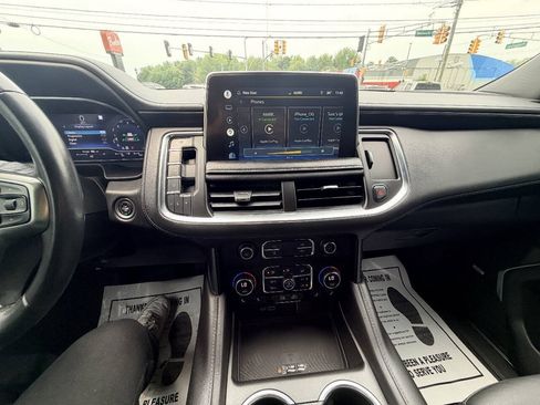 Used 2022 Chevrolet Suburban LT AWD/4WD image 69