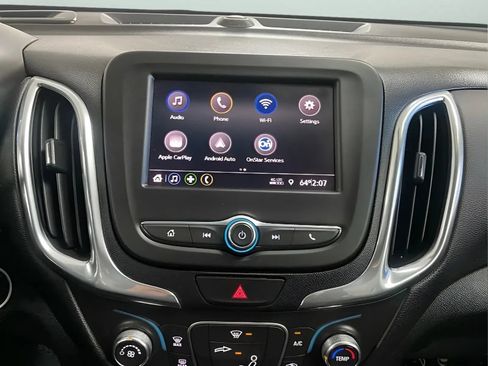 Used 2020 Chevrolet Equinox LT FWD image 19