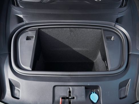 Used 2026 Porsche Taycan Turbo S image 23