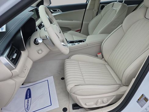 New 2026 Genesis G70 2.5T Prestige RWD image 9