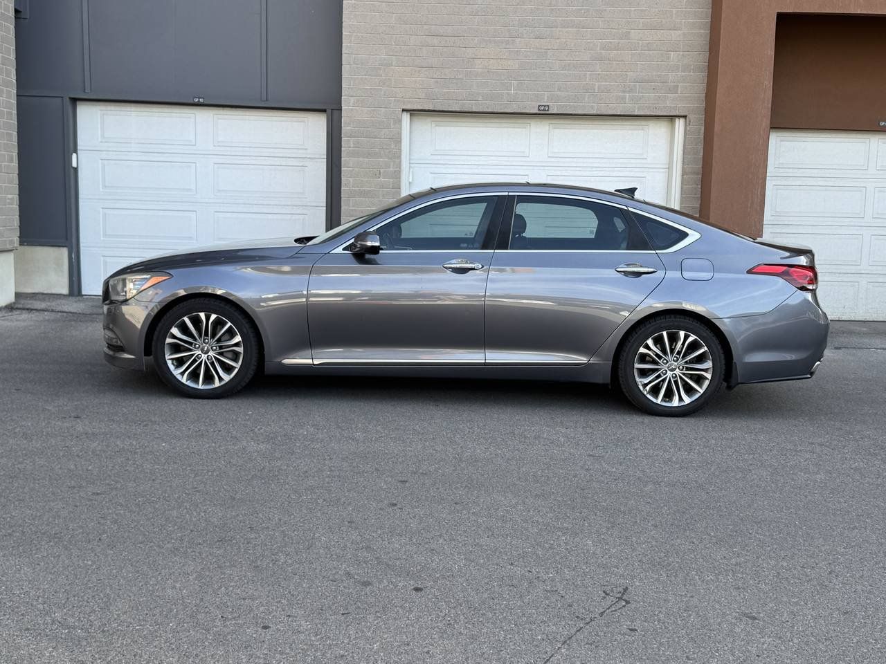 Used 2016 Hyundai Genesis 3.8 w/ Option Group 04 AWD/4WD image 2