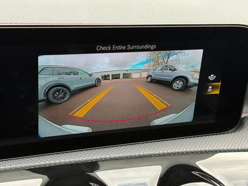 Used 2022 Mercedes-Benz CLA 250 4MATIC image 17