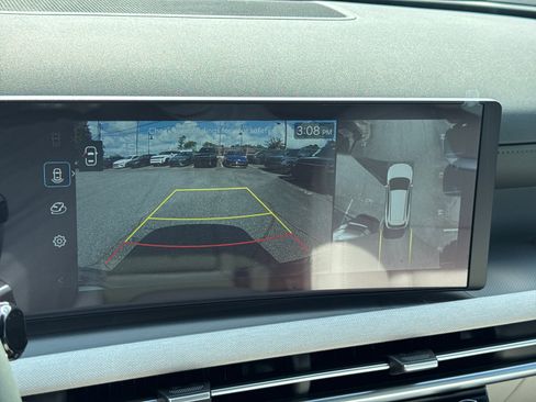 New 2025 Hyundai Tucson Limited image 24