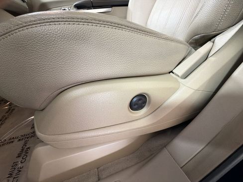 Used 2015 Mercedes-Benz GL 450 4MATIC image 14