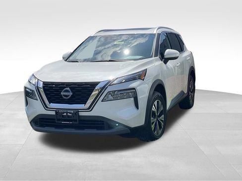 Certified 2023 Nissan Rogue SV w/ SV Premium Package AWD/4WD image 2